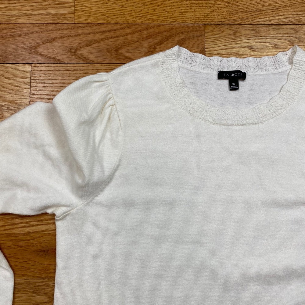 Talbots Puff Sleeve Sweater Womens XS Ivory Lace Trim Smocked Cuff Coquette‎ - Picture 7 of 9
